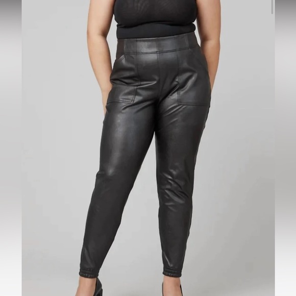 SPANX LEATHER LIKE JOGGERS